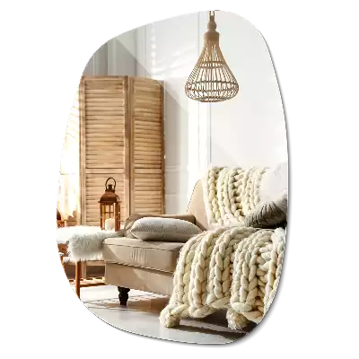 Specchio organico dalla forma raffinata