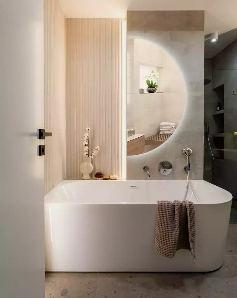 Specchio Semi-Circolare LED accessorio elegante