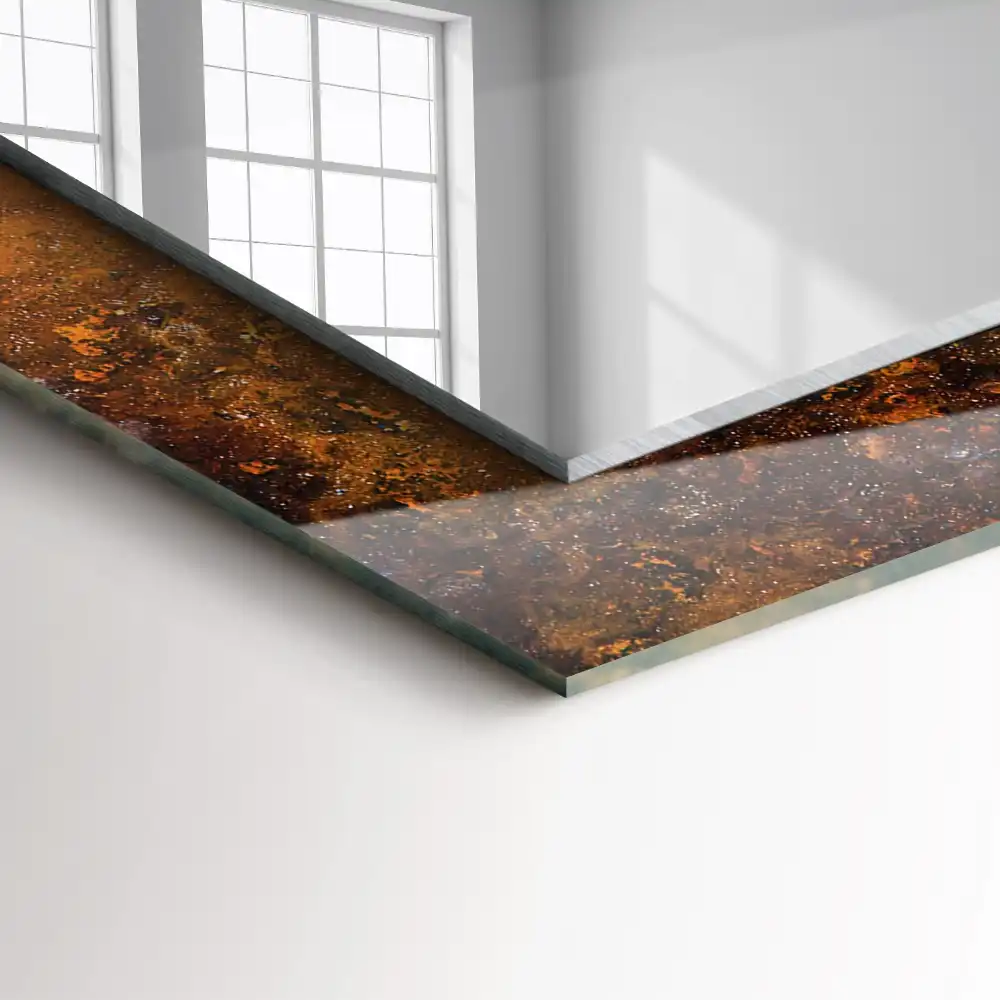 Specchio rettangolare decoro superficie metallica arrugginita