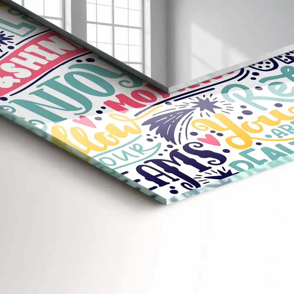 Specchio rettangolare con cornice stampata Iscrizioni motivazionali colorate