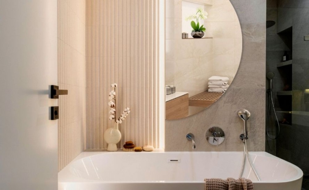 Come arredare un bagno stretto? Trucchi intelligenti